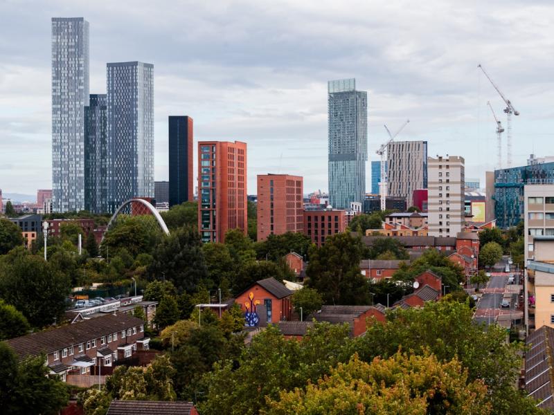 A skyline of Manchester city Centre from Hulme.